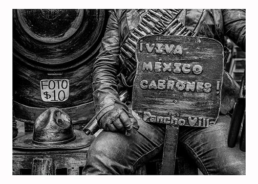Photograph from Valeria Contreras’s México series titled Viva México II.