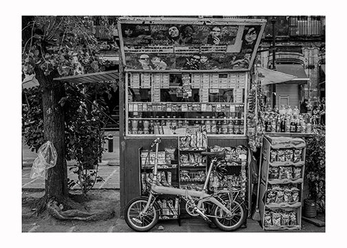Photograph from Valeria Contreras’s México series titled Bicicleta.