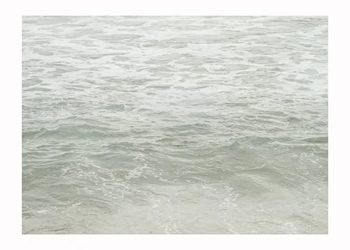 Photograph from Valeria Contreras’s México series titled Mar.